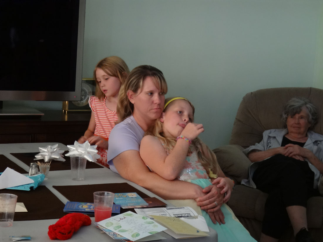 Madeline Lyon, Valerie Lyon, Rannae Lyon (Rannae Sanders), Grandma Kitty (Pat Sanders)