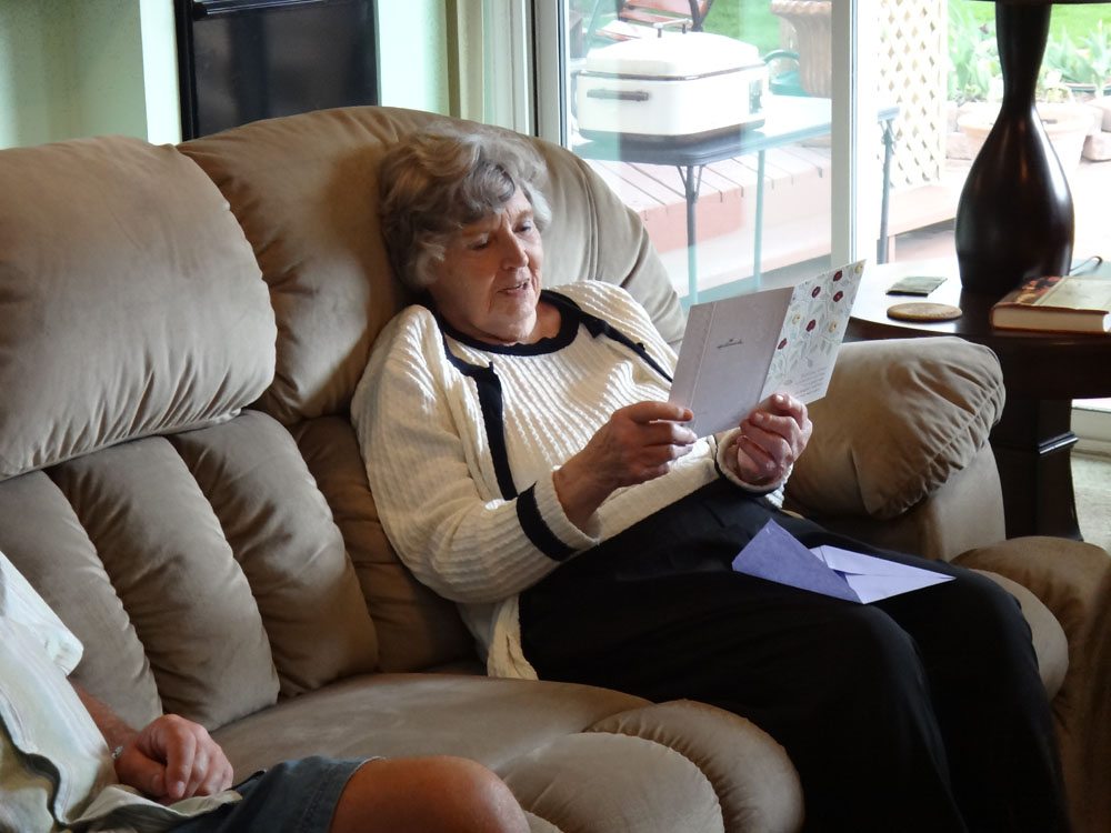 Pat Sanders (Grandma Kitty)